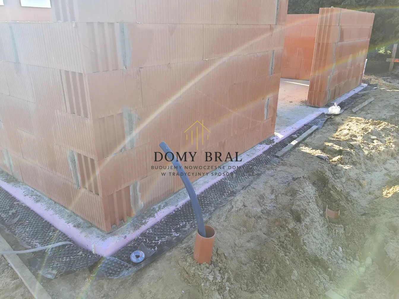 Zdjęcie z budowy: Murowanie ścian parteru z pustaków ceramicznych